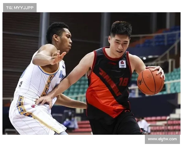 山东男篮大胜江苏的五大关键因素解析，攻防两端全面压制江苏